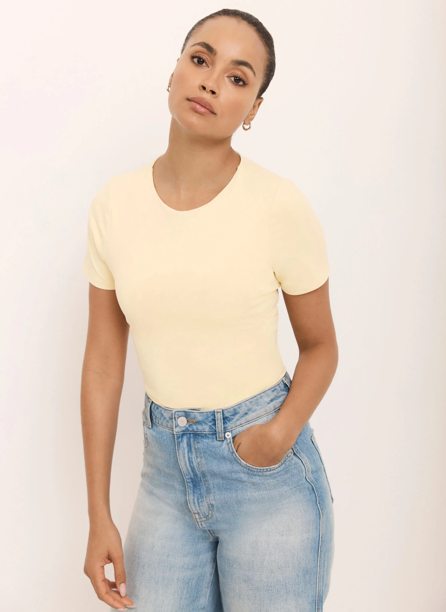 7832-butter-yellow-short-sleeve-top-6.webp Butter Yellow Short Sleeve Top