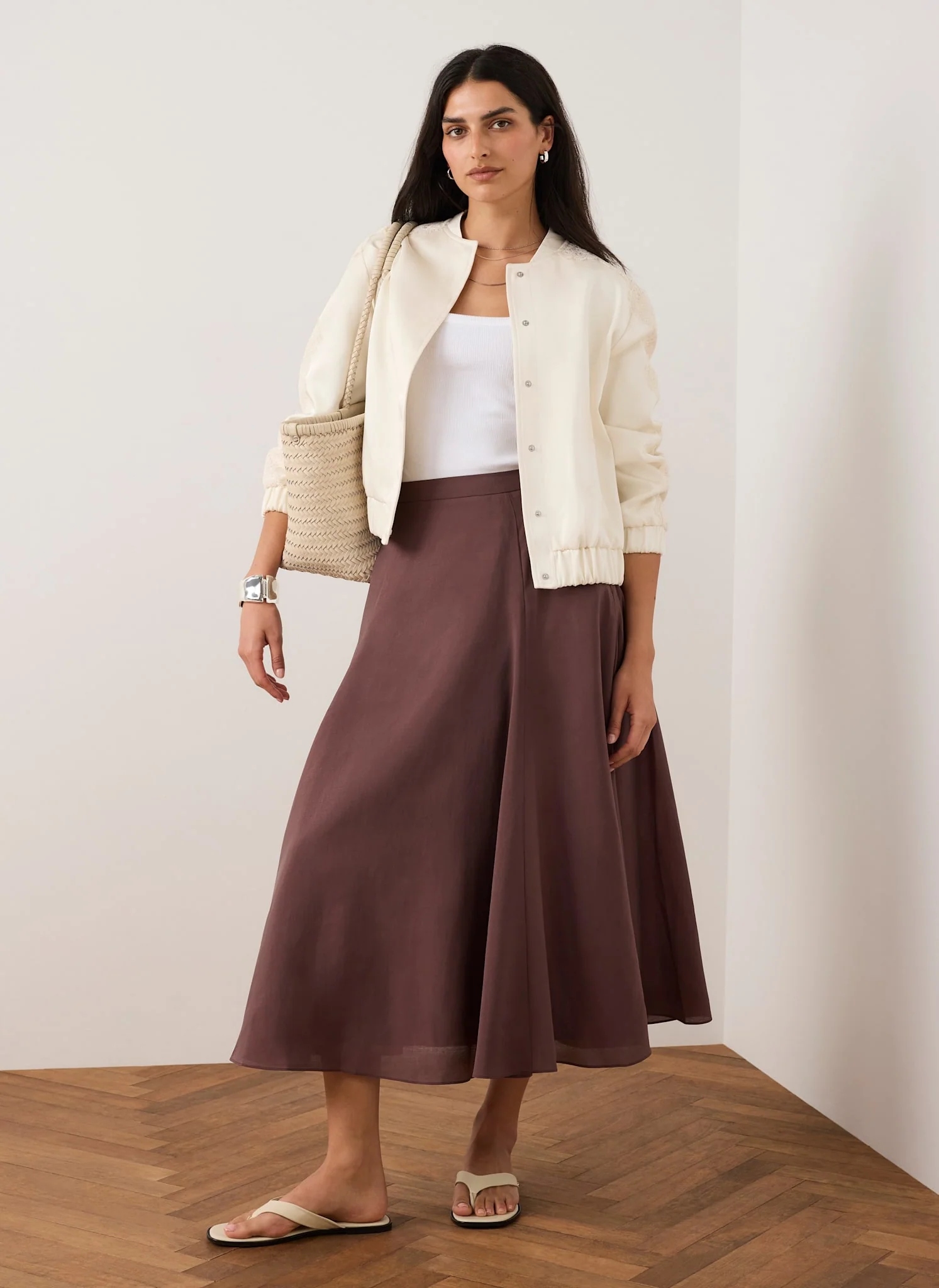 7850-cream-satin-lace-sleeve-bomber-jacket-5.webp Cream Satin Lace Sleeve Bomber Jacket