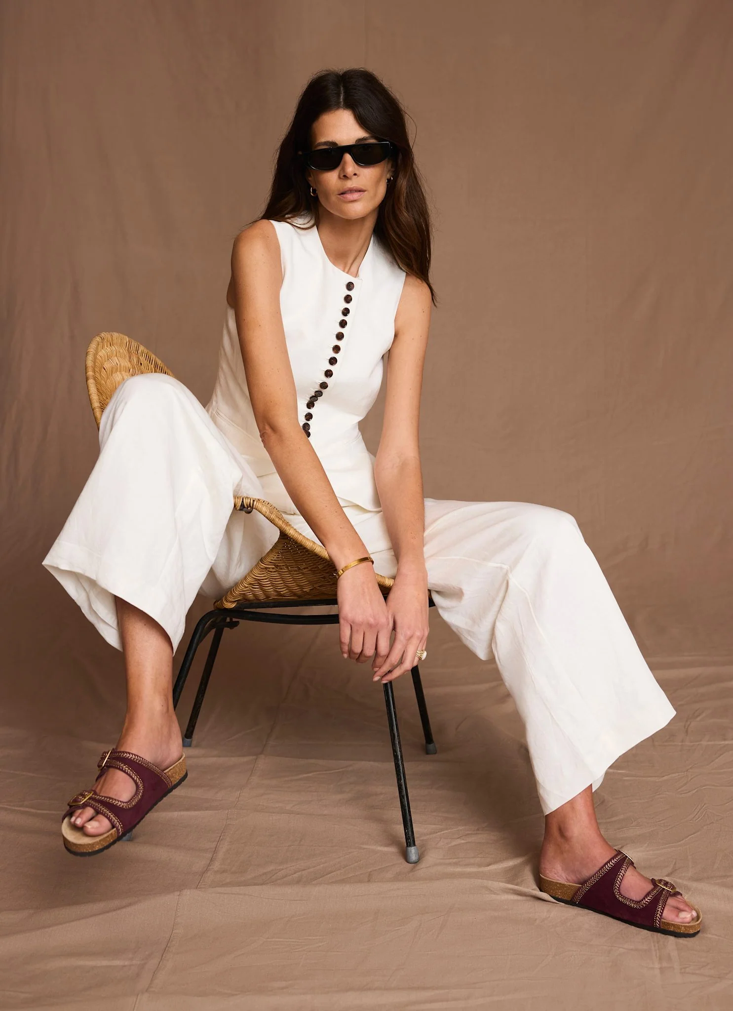 7910-cream-linen-blend-pleated-wide-leg-trousers-4.webp Cream Linen Blend Pleated Wide Leg Trousers