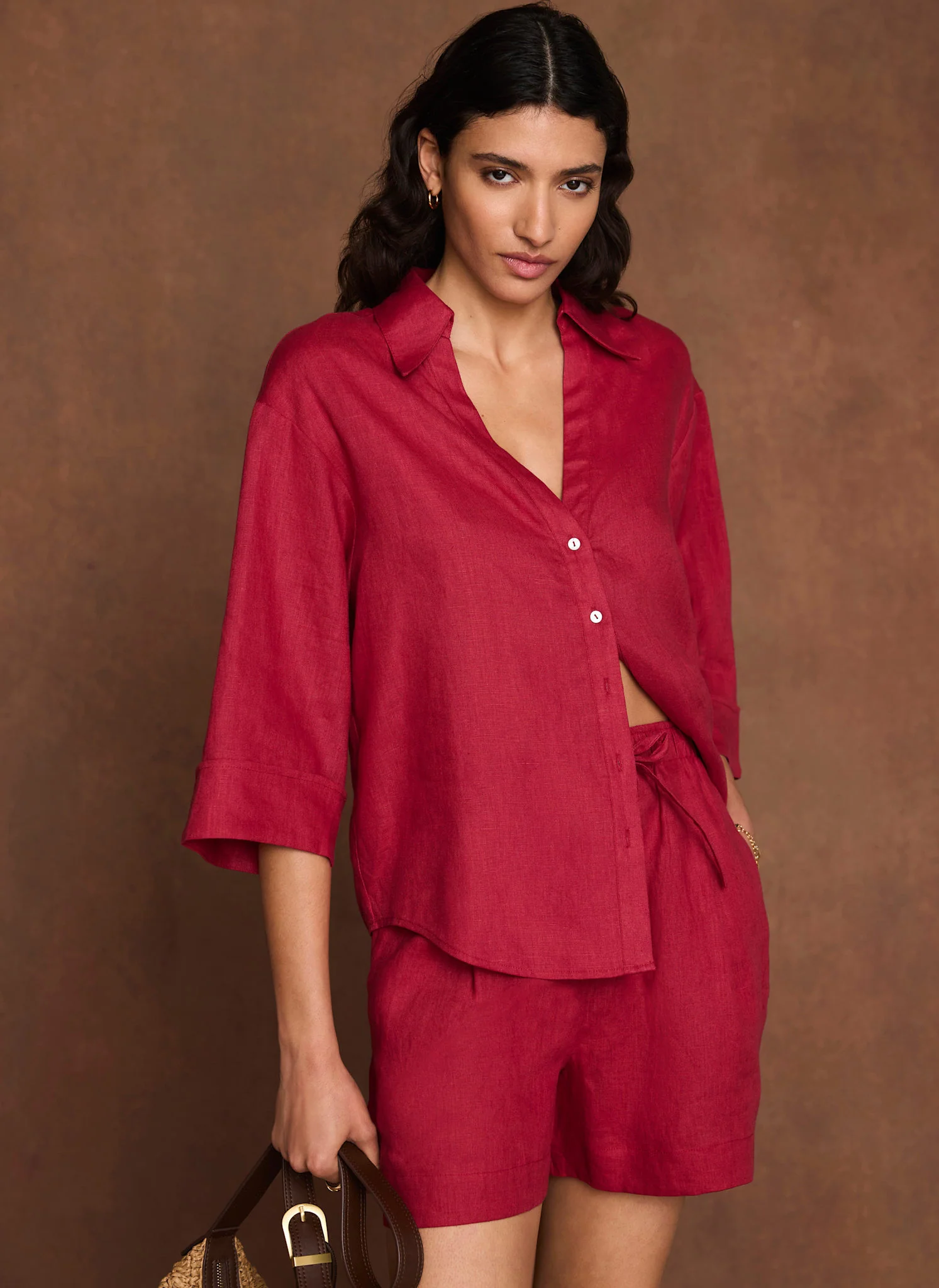 8002-red-linen-short-sleeve-resort-shirt-5.webp Red Linen Short Sleeve Resort Shirt