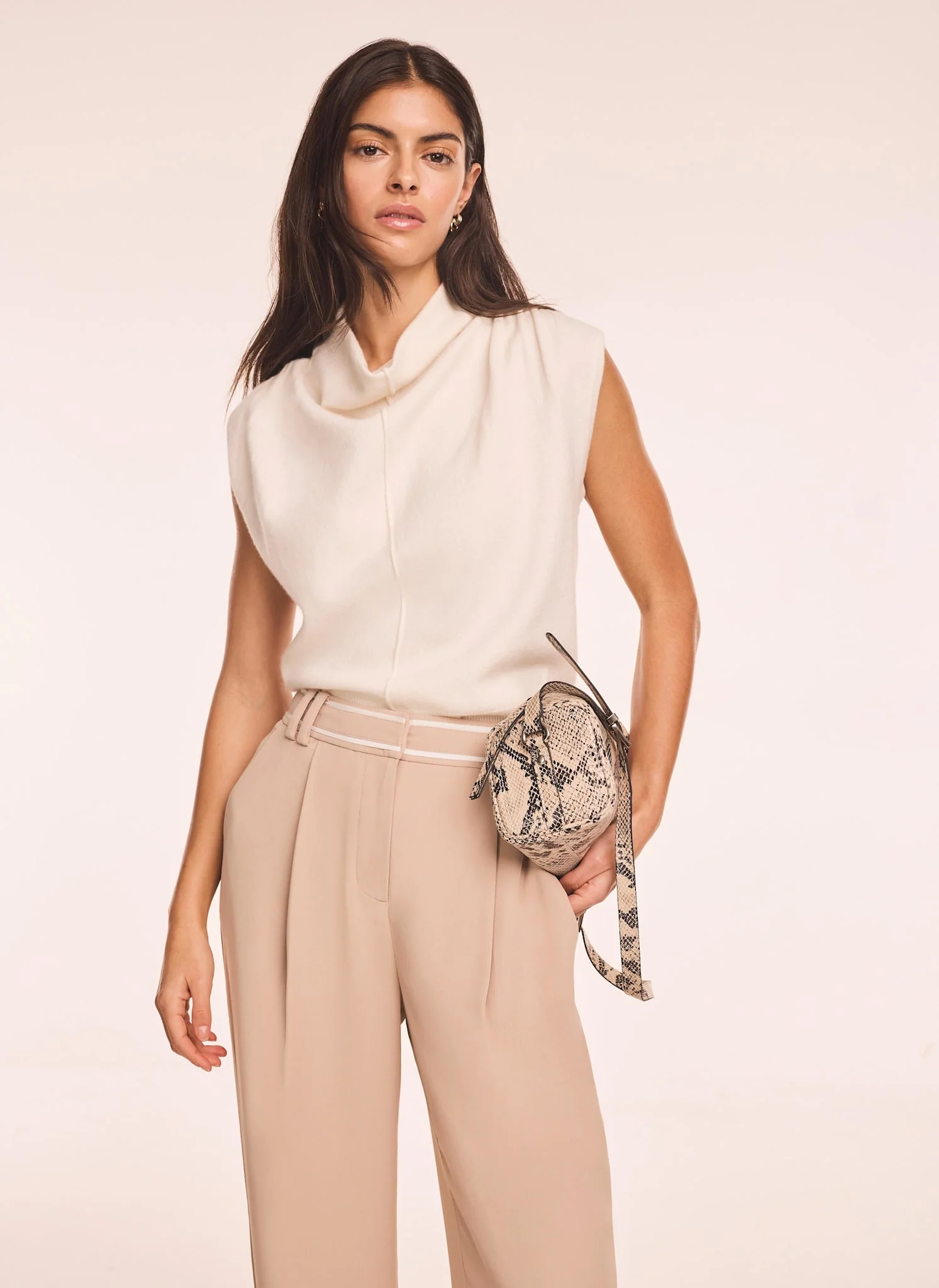 8060-cream-wool-blend-cowl-neck-knit-top-1.webp Cream Wool Blend Cowl Neck Knit Top