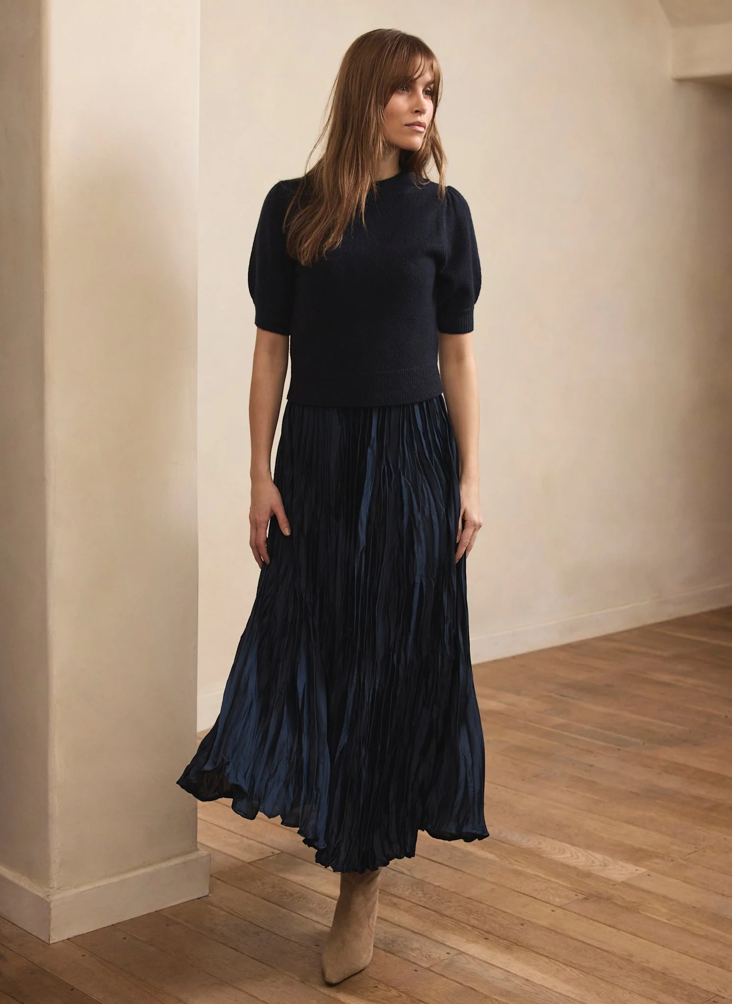 8312-navy-knit-puff-sleeve-maxi-dress-3.webp Navy Knit Puff Sleeve Maxi Dress