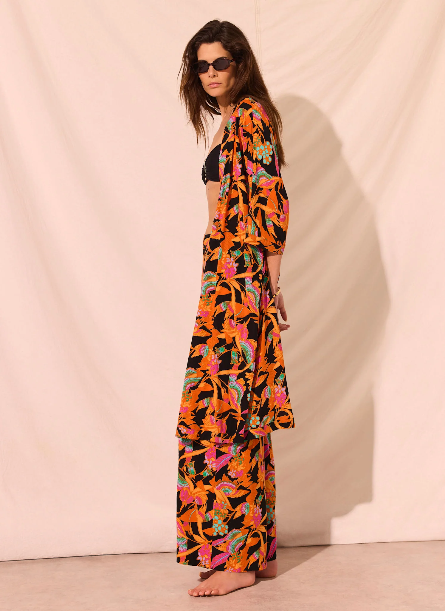 840-orange-floral-print-long-kimono-3.webp Orange Floral Print Long Kimono