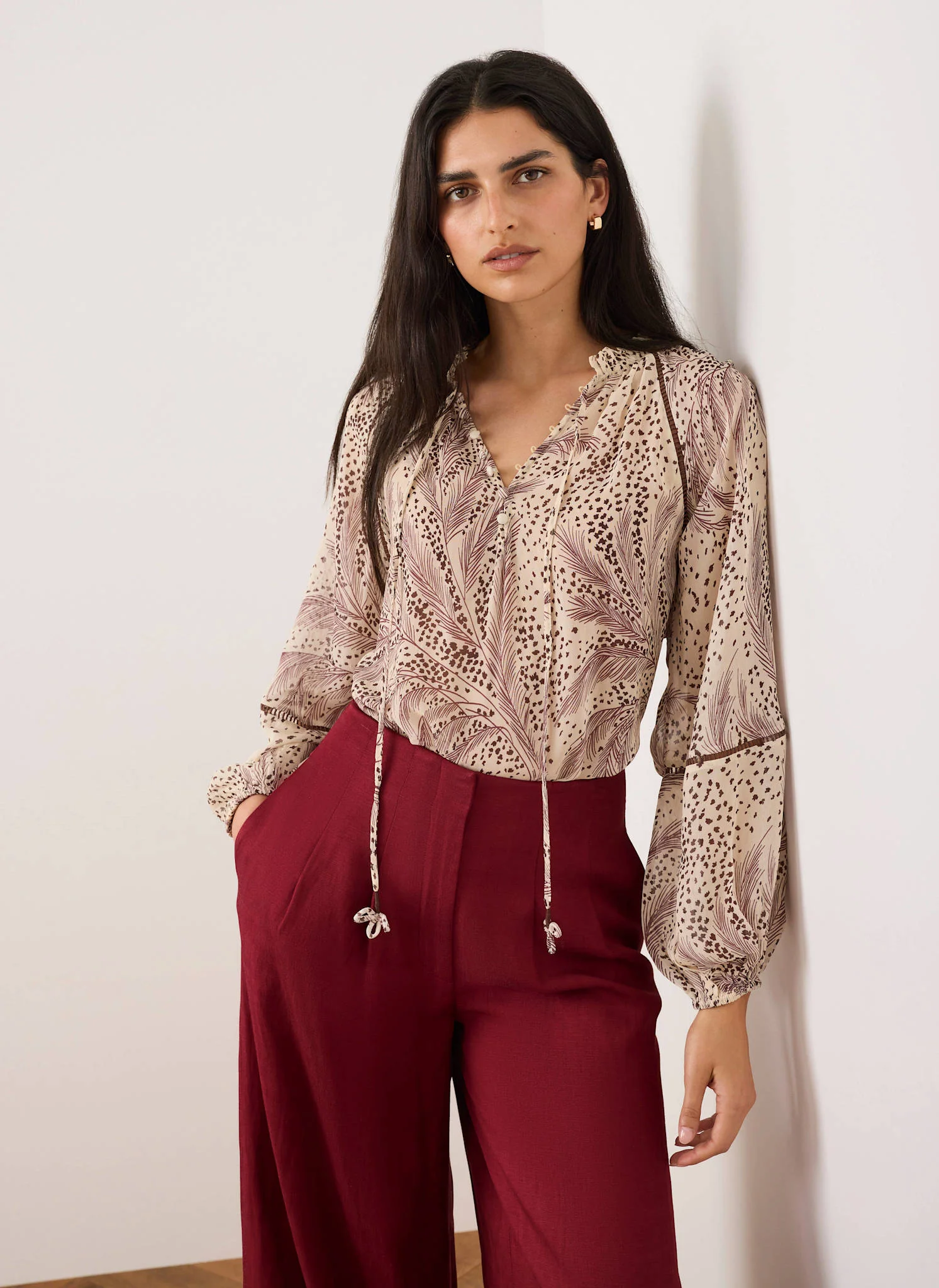8516-cream-feather-print-blouse-3.webp Cream Feather Print Blouse