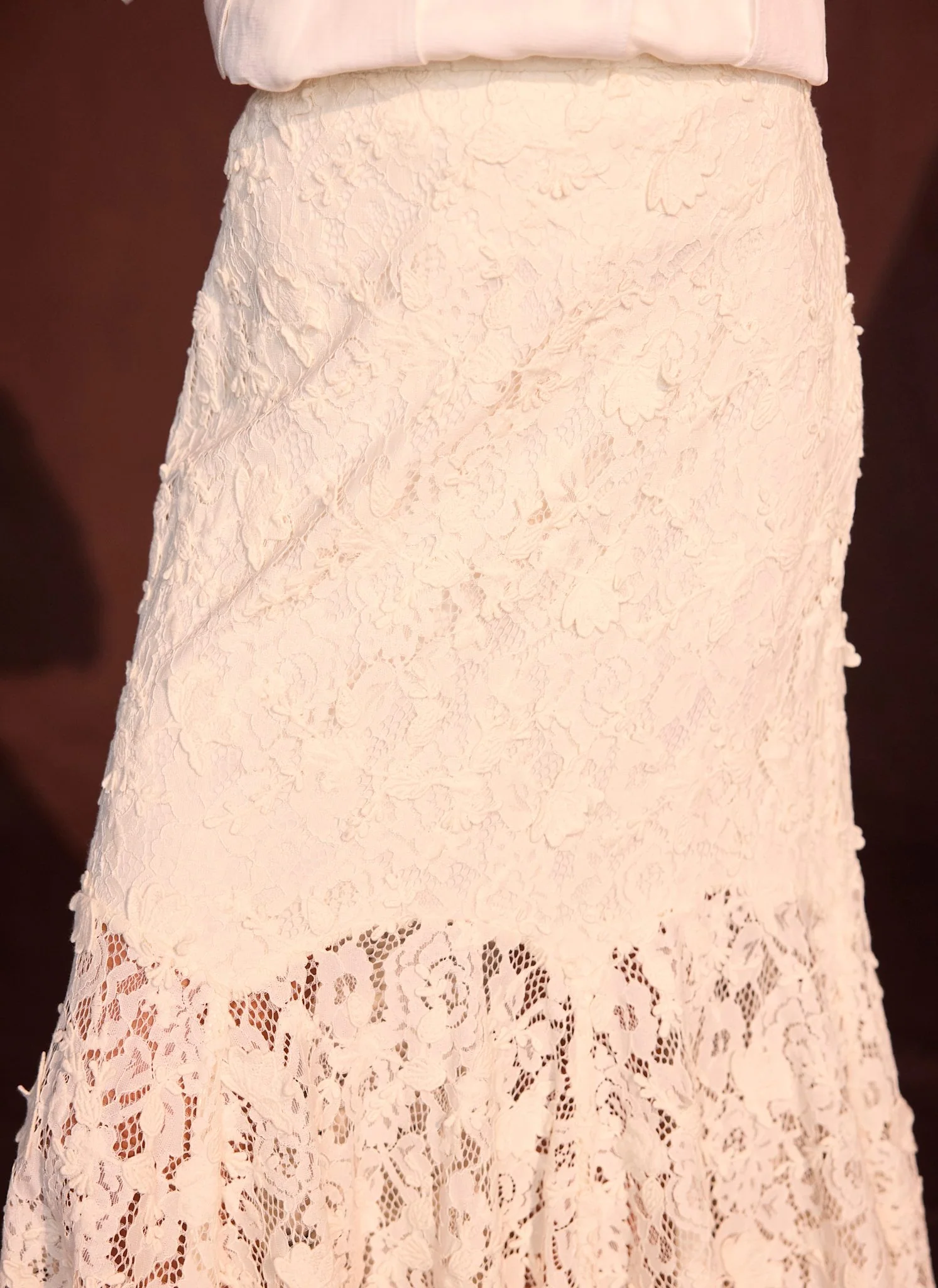 8536-cream-lace-sheer-midi-skirt-4.webp Cream Lace Sheer Midi Skirt