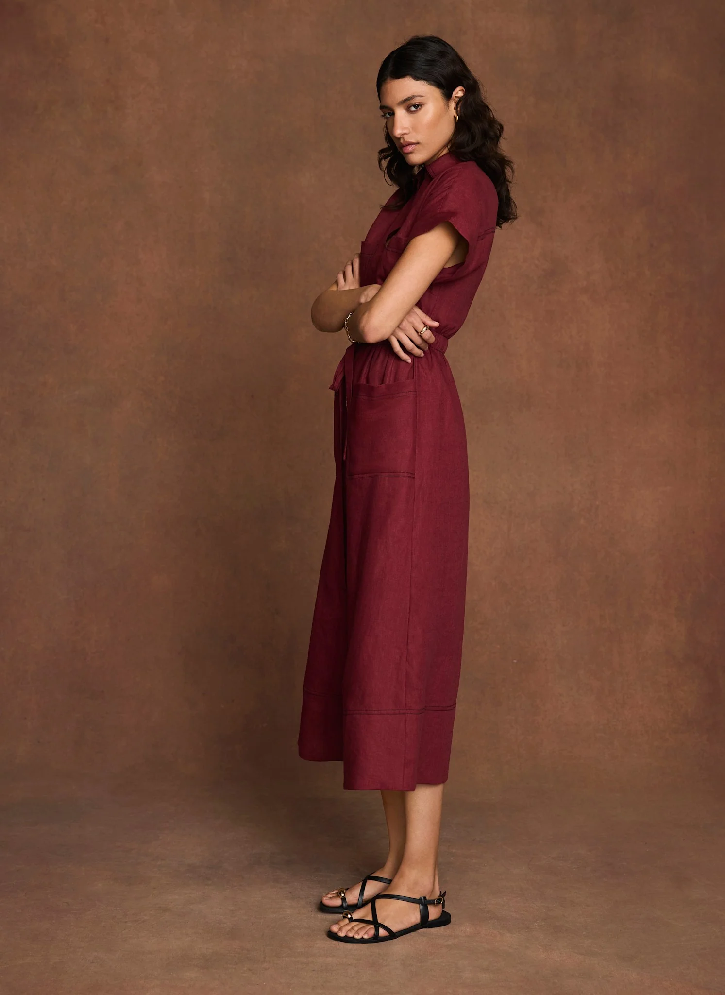 8600-burgundy-linen-midi-shirt-dress-2.webp Burgundy Linen Midi Shirt Dress