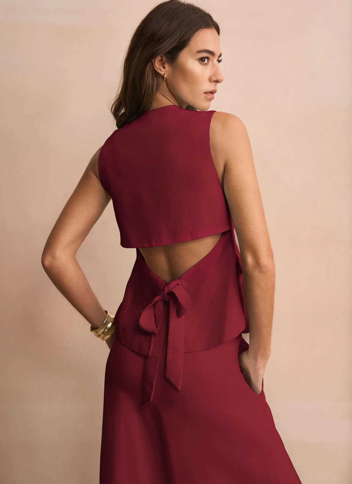 8746-burgundy-tailored-tie-back-waistcoat-2.webp Burgundy Tailored Tie Back Waistcoat