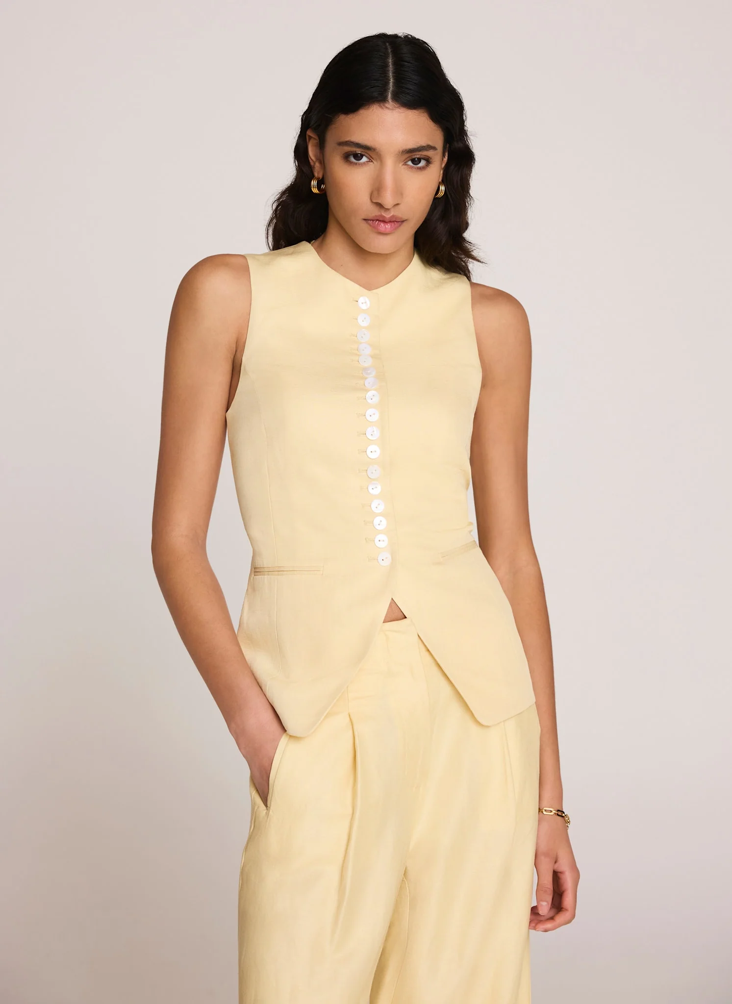 8778-yellow-linen-blend-longline-waistcoat-3.webp Yellow Linen Blend Longline Waistcoat