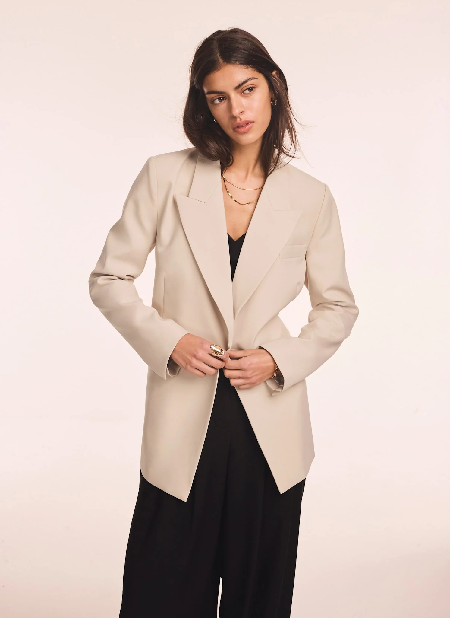 8794-neutral-longline-blazer-2.webp Neutral Longline Blazer