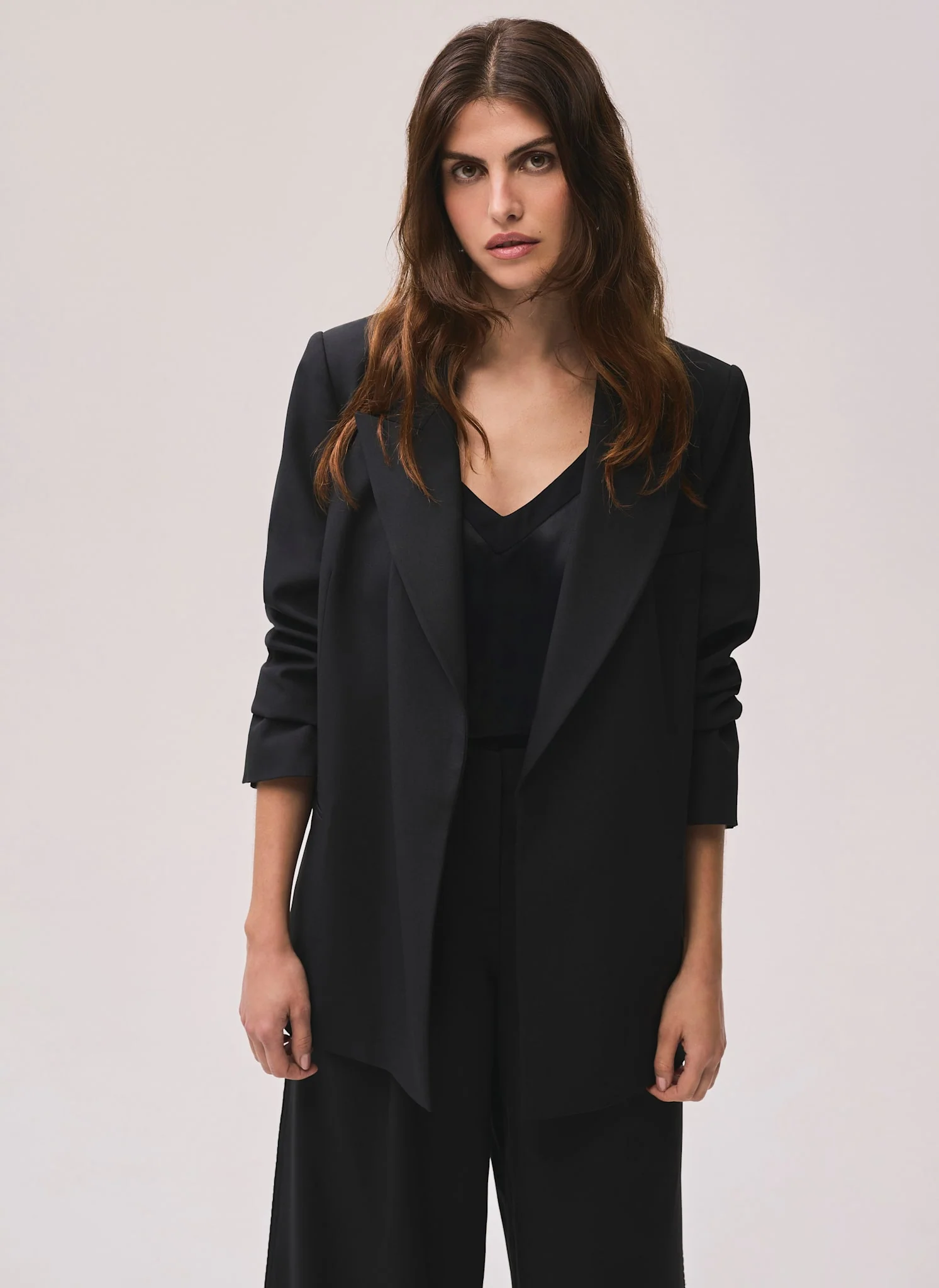 8802-black-longline-blazer-1.webp Black Longline Blazer