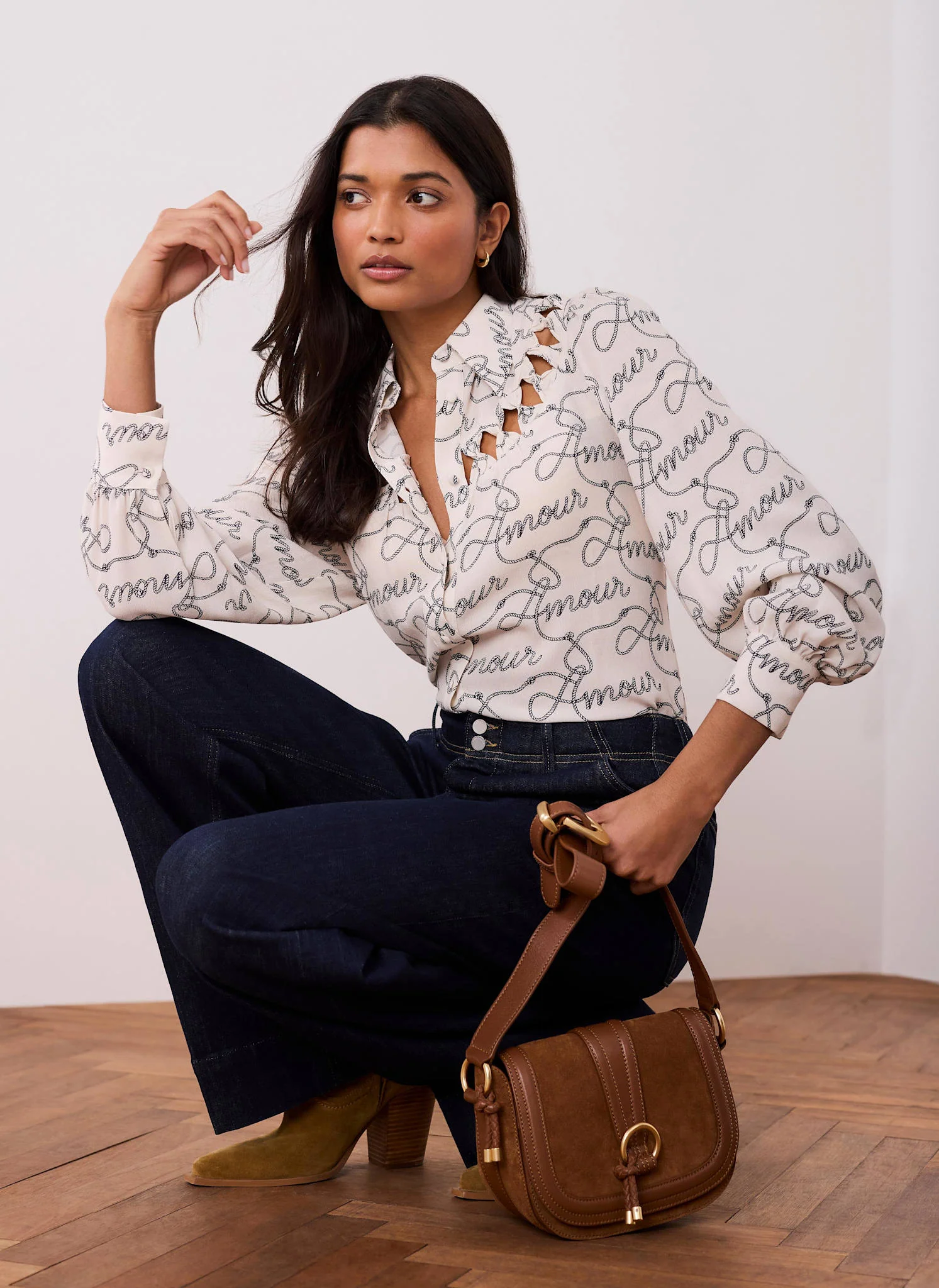 9162-cream-amour-print-bow-shirt-1.webp Cream Amour Print Bow Shirt
