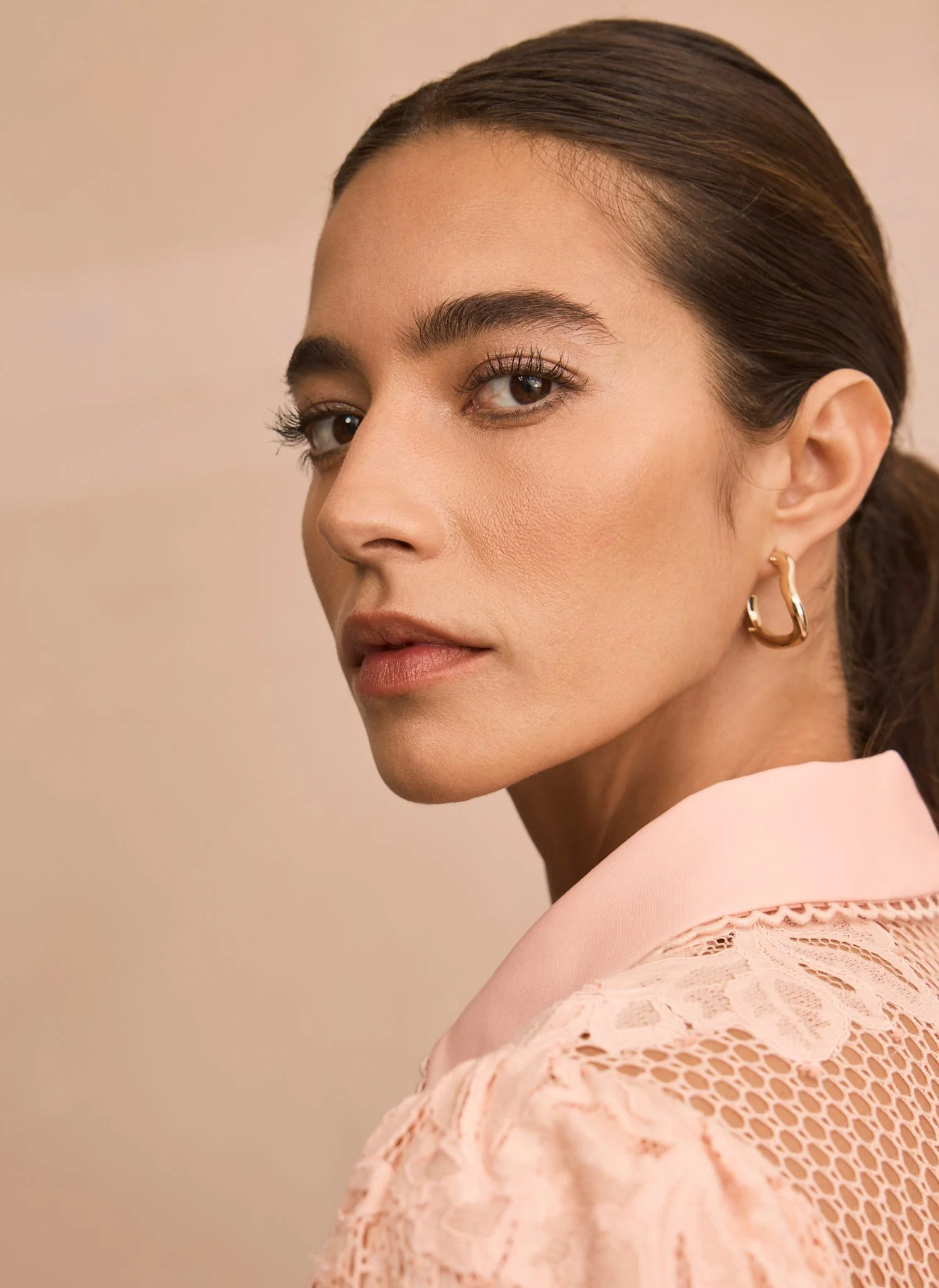 9194-pale-pink-lace-midi-shirt-dress-6.webp Pale Pink Lace Midi Shirt Dress
