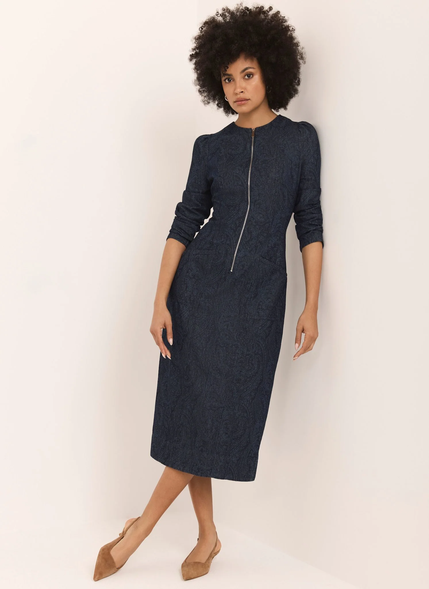 9236-dark-indigo-paisley-print-denim-midi-dress-4.webp Dark Indigo Paisley Print Denim Midi Dress
