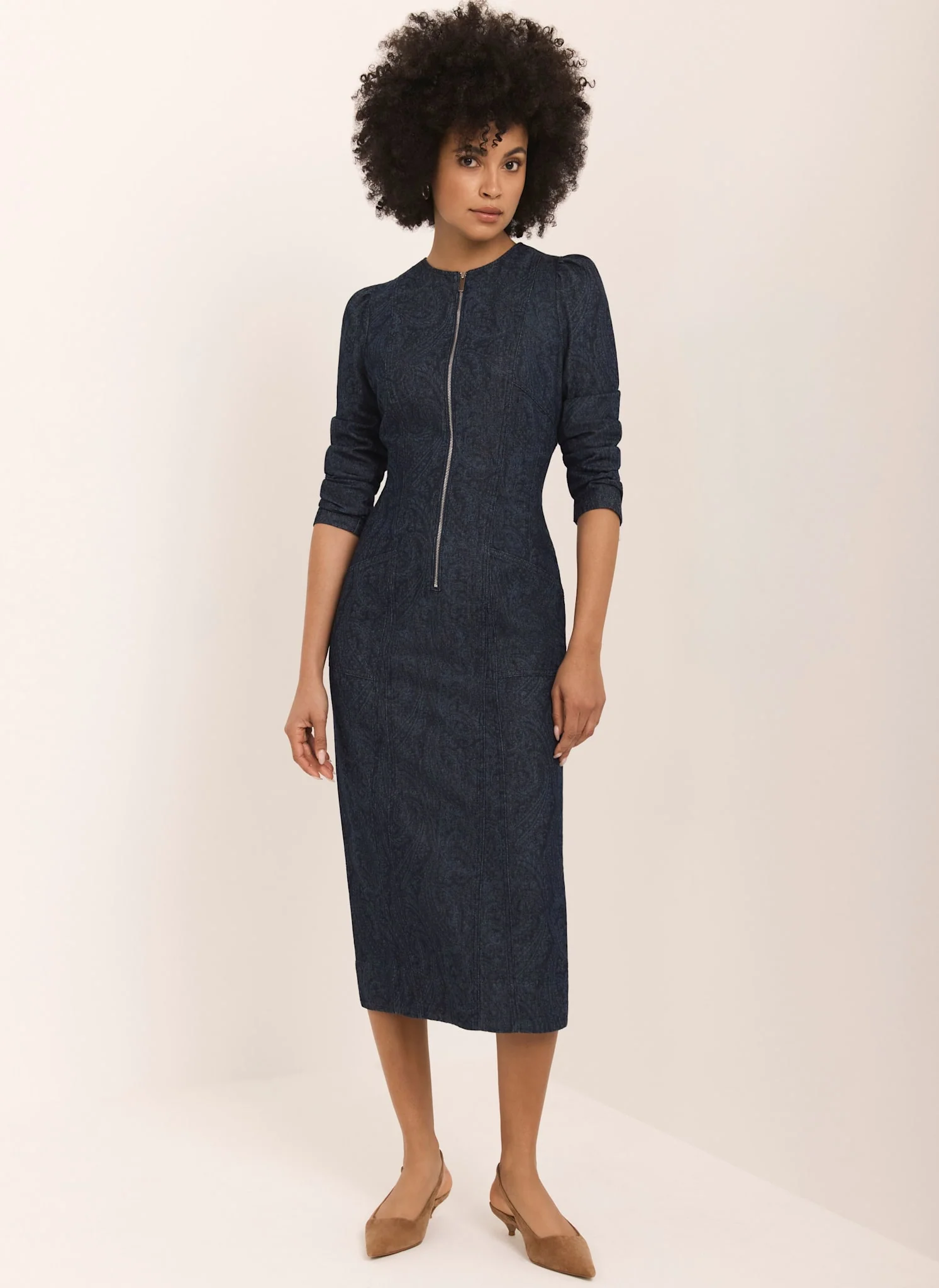 9236-dark-indigo-paisley-print-denim-midi-dress-5.webp Dark Indigo Paisley Print Denim Midi Dress