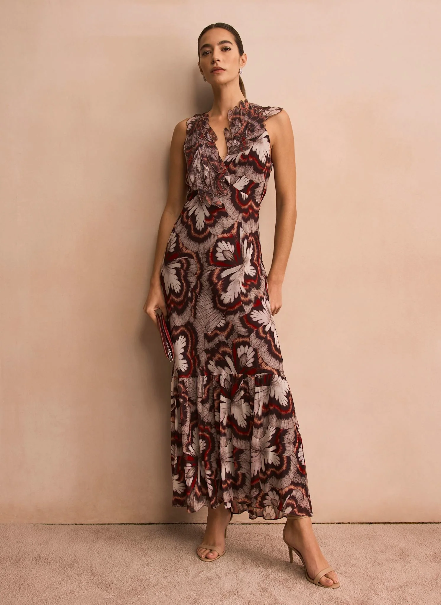 9268-brown-printed-maxi-dress-5.webp Brown Printed Maxi Dress