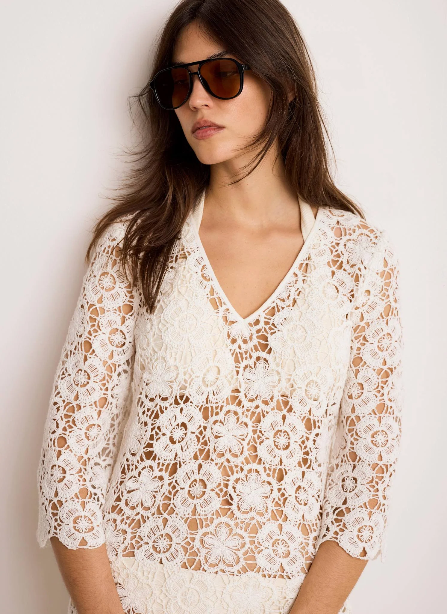 9276-white-crochet-flower-beach-mini-dress-6.webp White Crochet Flower Beach Mini Dress