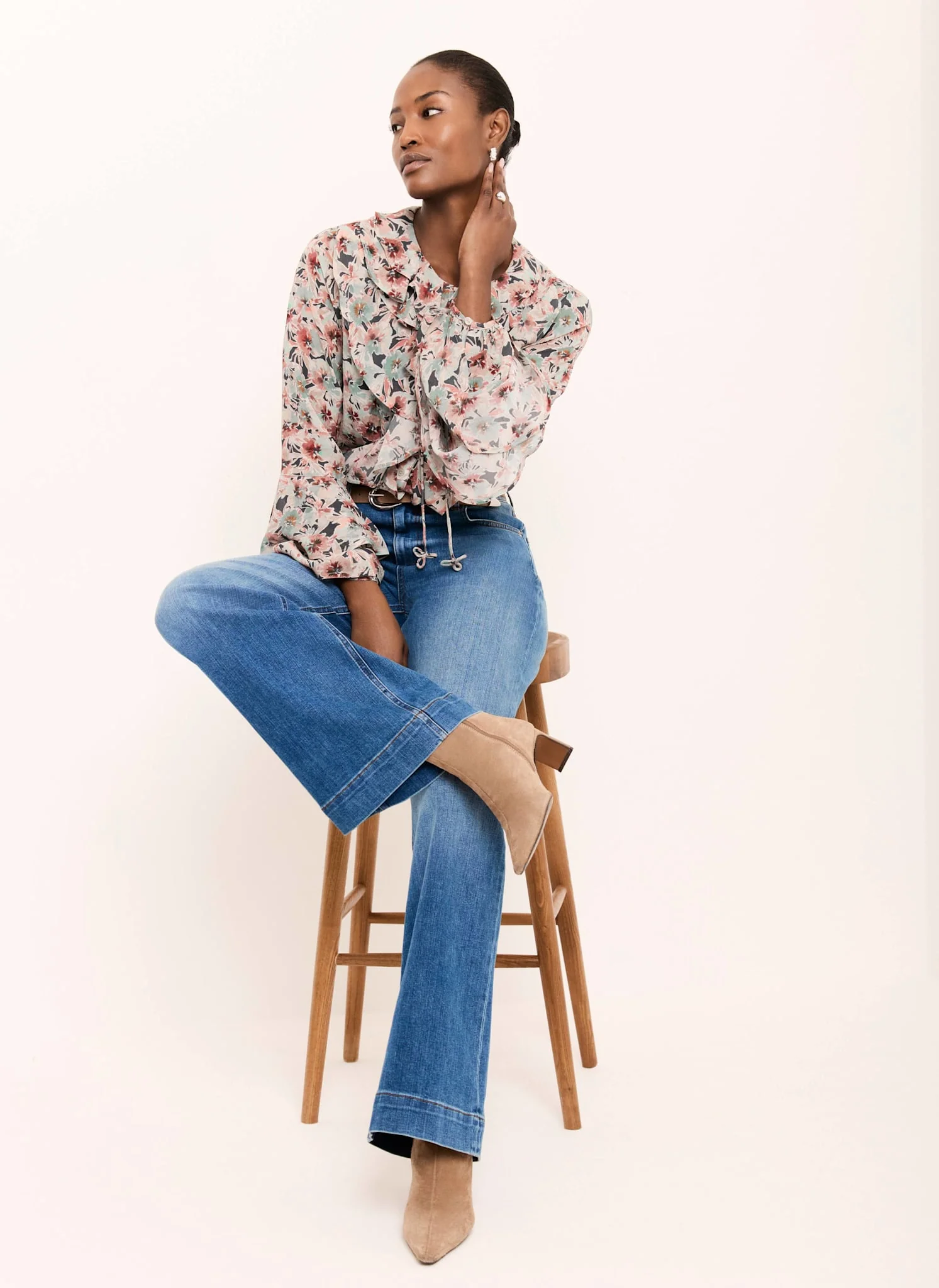 9596-green-floral-print-ruffle-blouse-6.webp Green Floral Print Ruffle Blouse