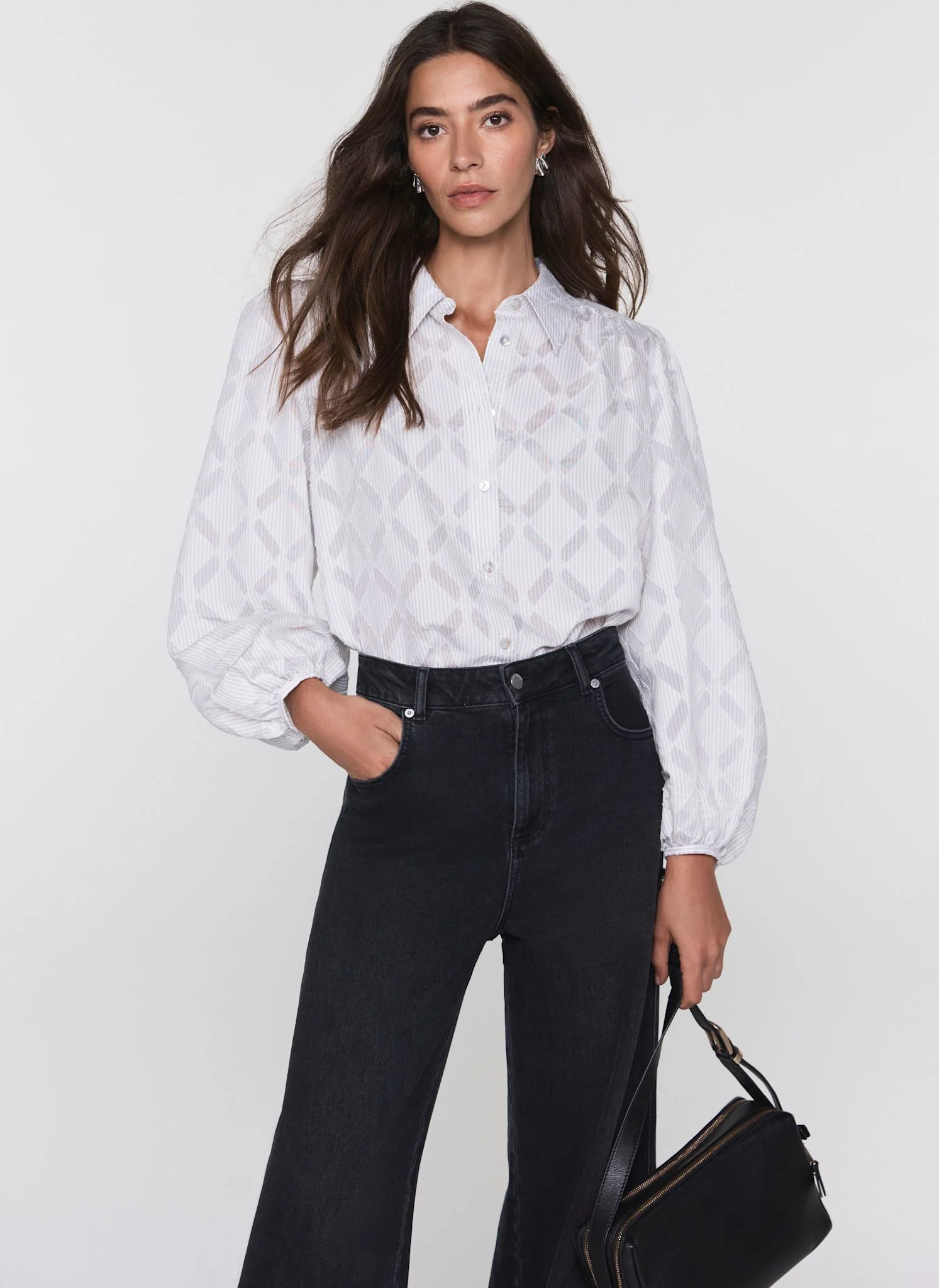 9776-grey-diamond-striped-jacquard-shirt-1.webp Grey Diamond Striped Jacquard Shirt