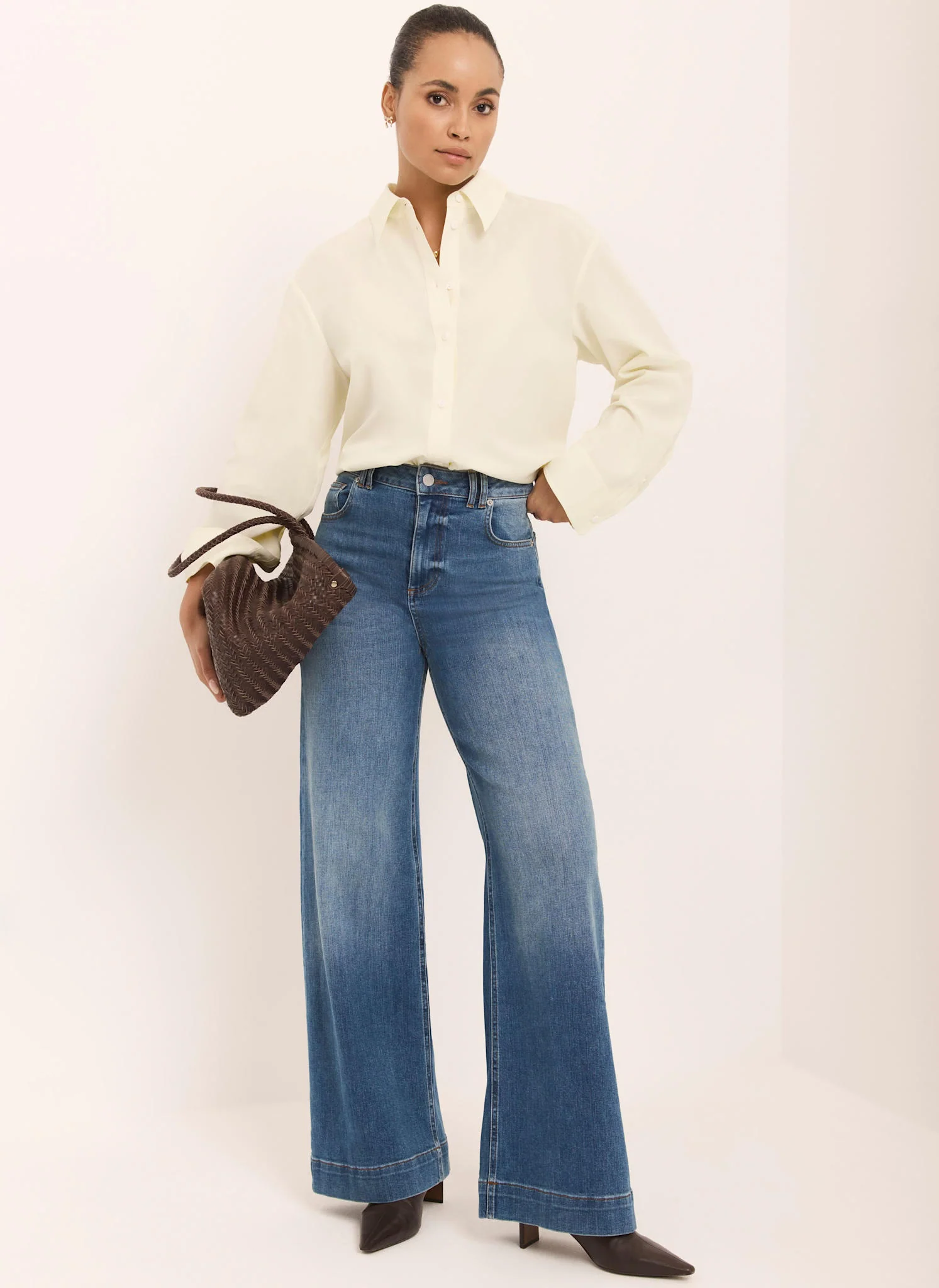 9782-indigo-ultimate-wide-leg-jeans-3.webp Indigo Ultimate Wide Leg Jeans