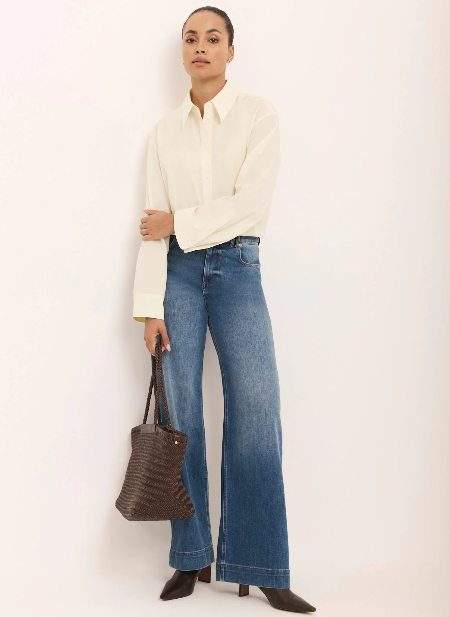 9782-indigo-ultimate-wide-leg-jeans-5.webp Indigo Ultimate Wide Leg Jeans