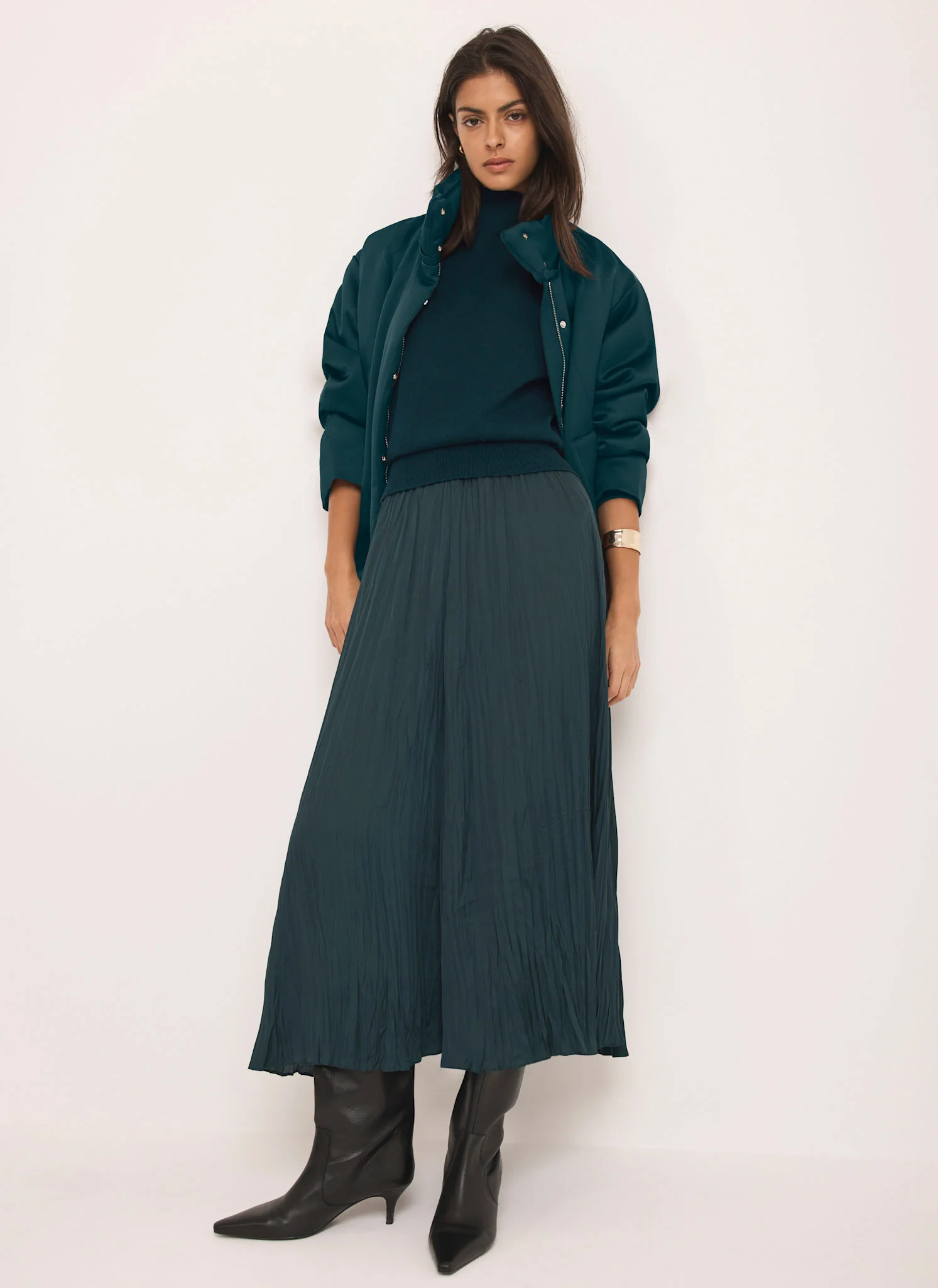9864-teal-crinkle-maxi-skirt-6.webp Teal Crinkle Maxi Skirt