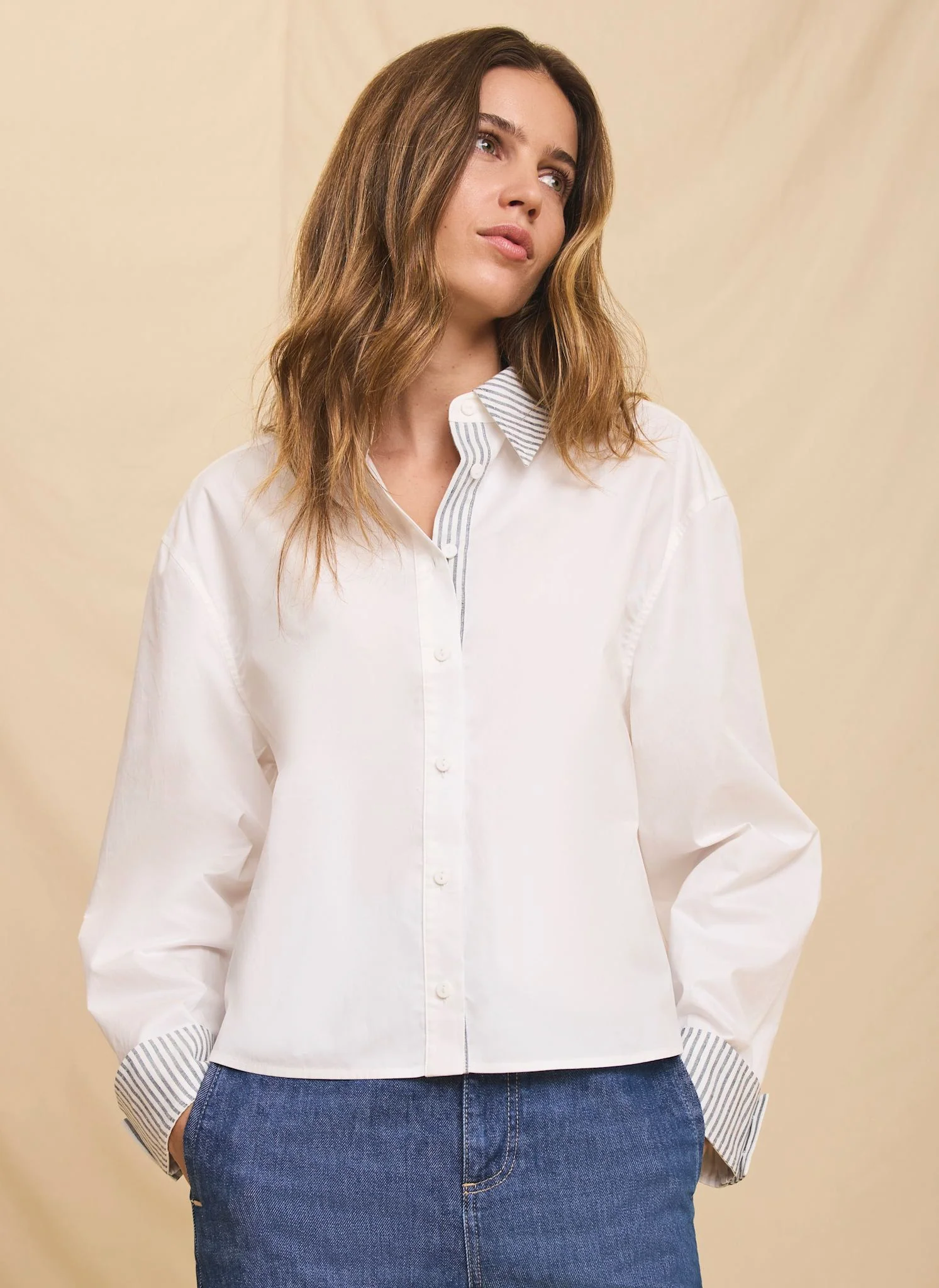 9900-white-cotton-stripe-detail-cropped-shirt-3.webp White Cotton Stripe Detail Cropped Shirt