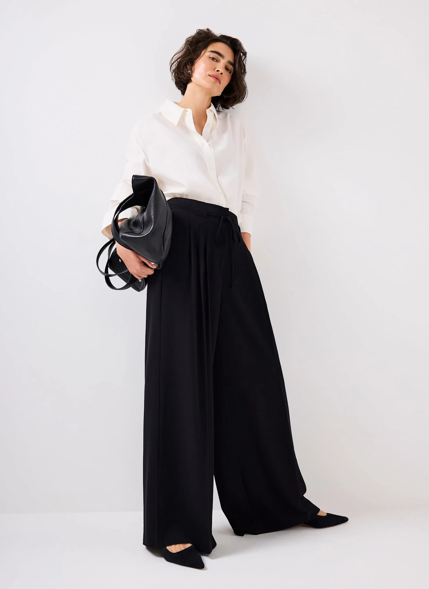 9906-black-tie-waist-pleated-wide-trousers-2.webp Black Tie Waist Pleated Wide Trousers